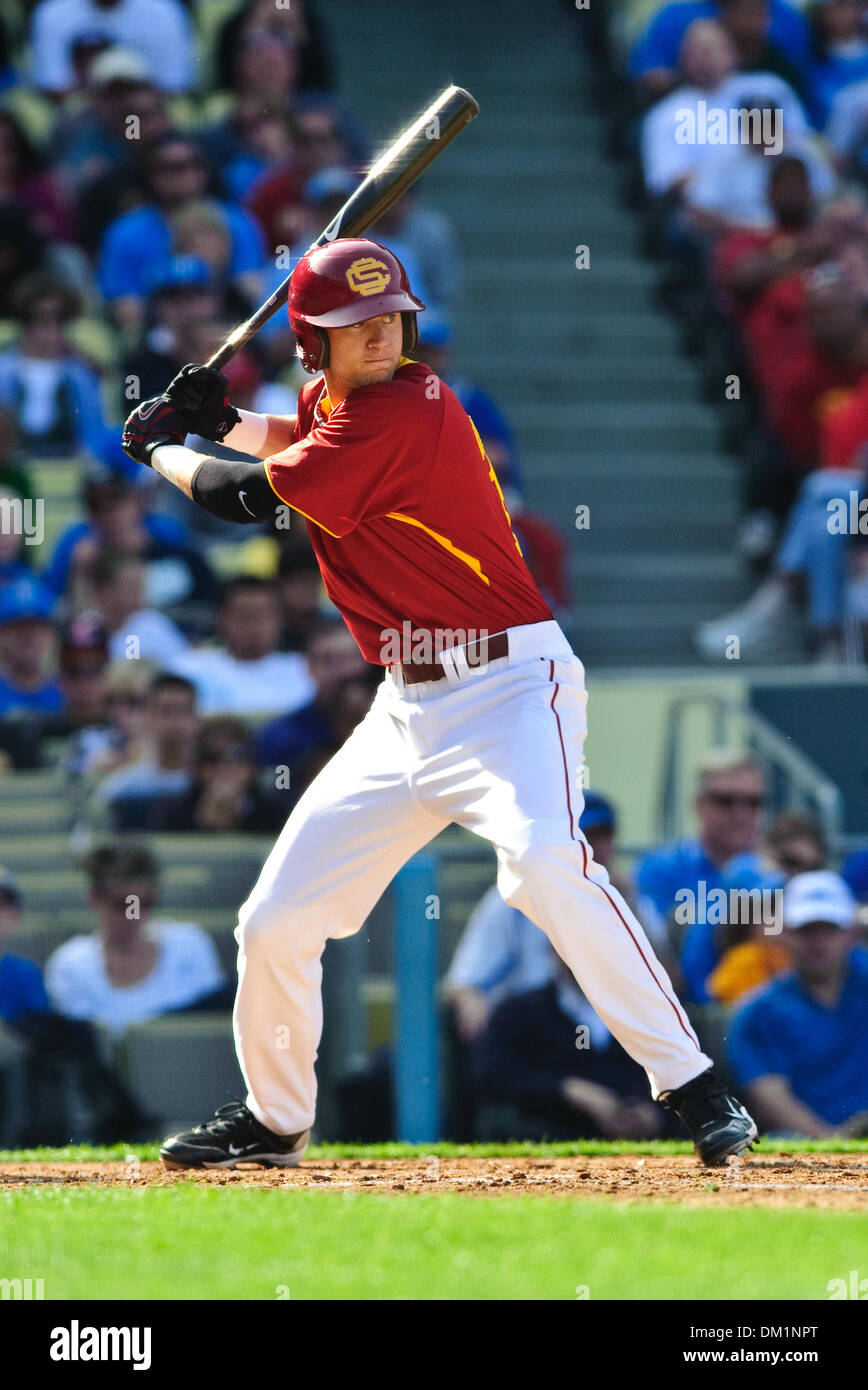 Caden Kreuter at the plate during his USC Trojans playing career.